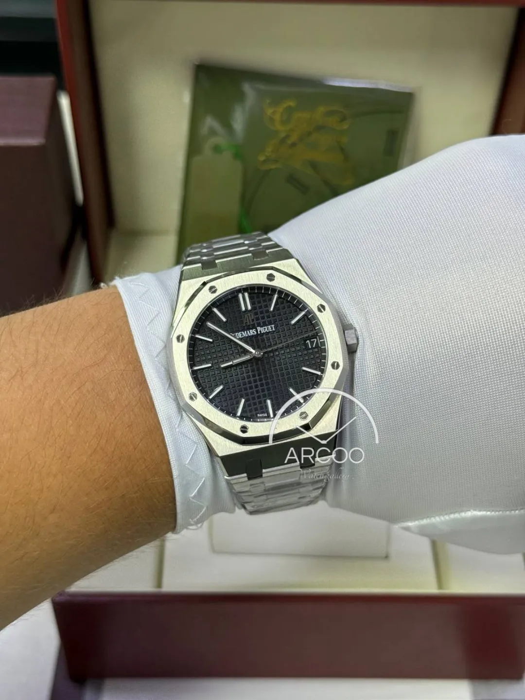 ساعت AP موتور سوئیس سفارشی – گرید یک AP 1